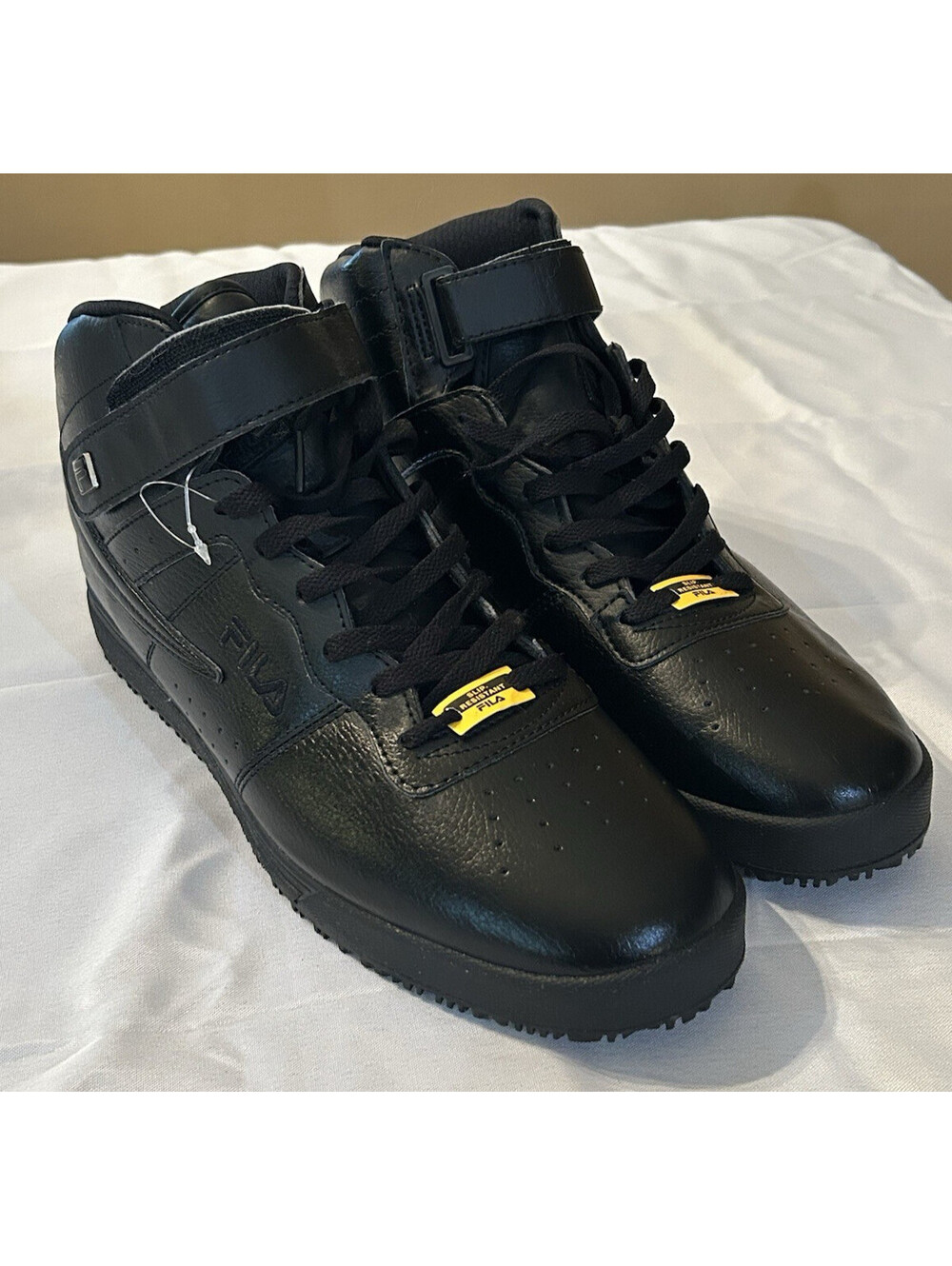 Fila, Size 13, Black, Slip Resistant Server/Bartender Work Ankle Shoes